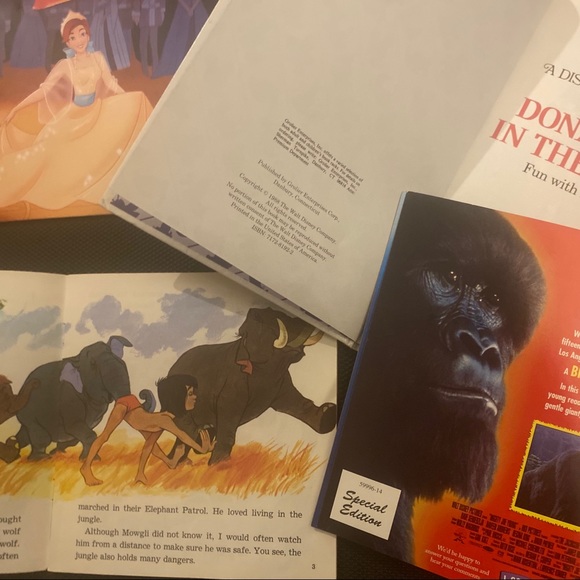 🎉2/30 Set of 7 Disney Golden Picture Books Jungle Book Sonic Barbie 1st Readers - Picture 6 of 9